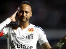 Neymar treina com bola e mostra fase final da recuperação